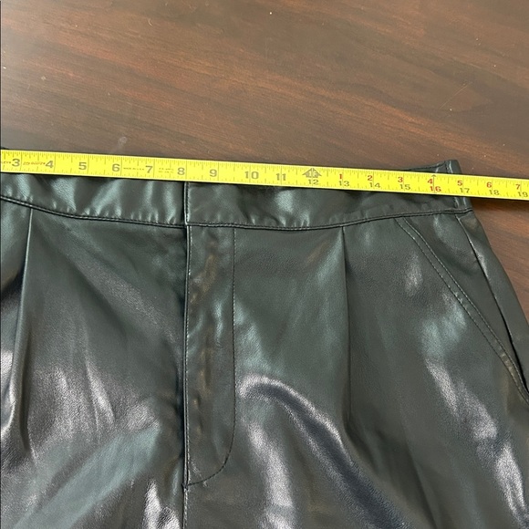 Rachel Zoe Faux Leather Cargo High Rise Straight Leg Pants Black Size XL - Picture 13 of 16